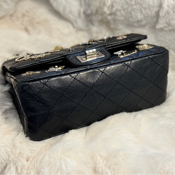 Chanel Lucky Charms 2.55 Reissue Flap Bag (size 224) - Picture 5 of 15